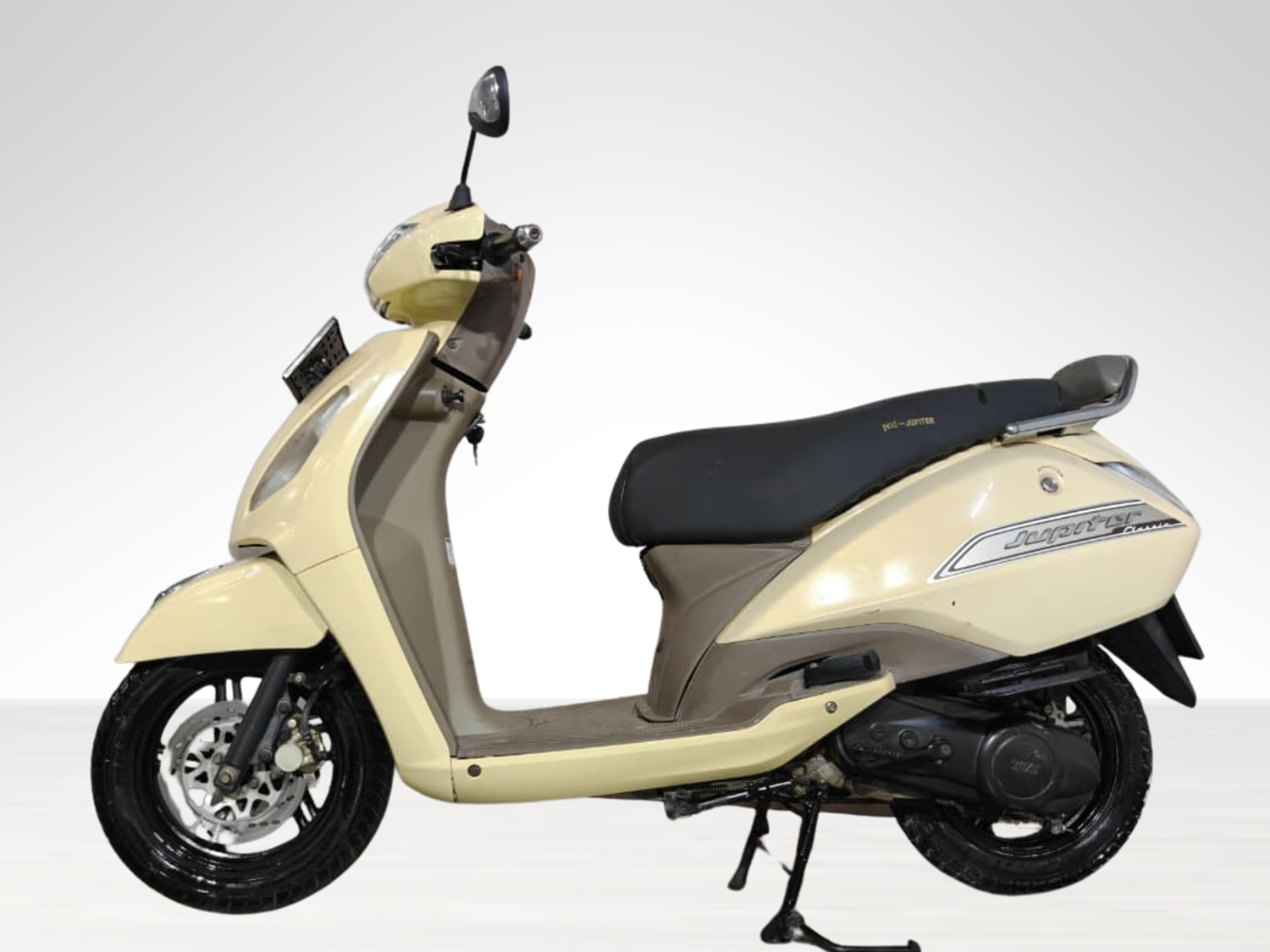 JUNA 17！ TVS Jupiter ZX Disc 2017 - Vutto